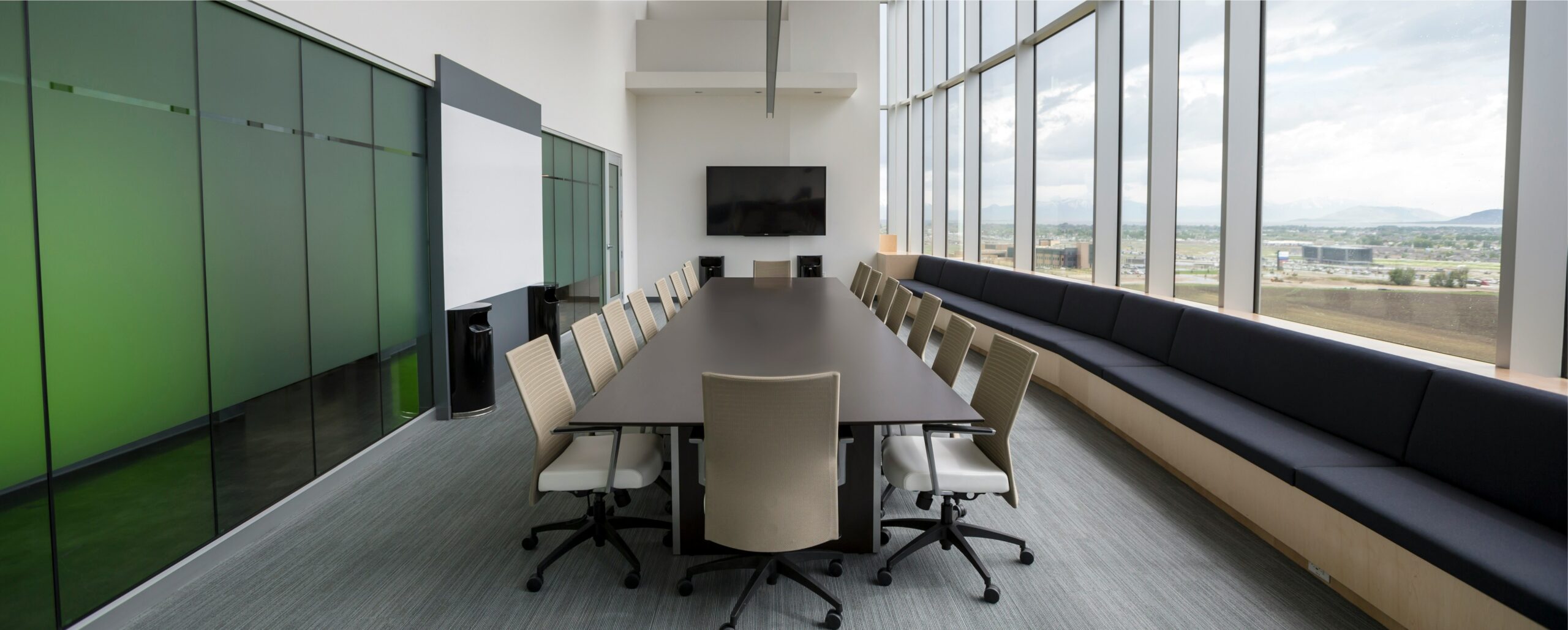 #slidecaption2 新規事業計画